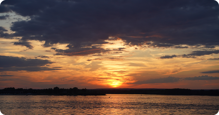 Набережная Волги